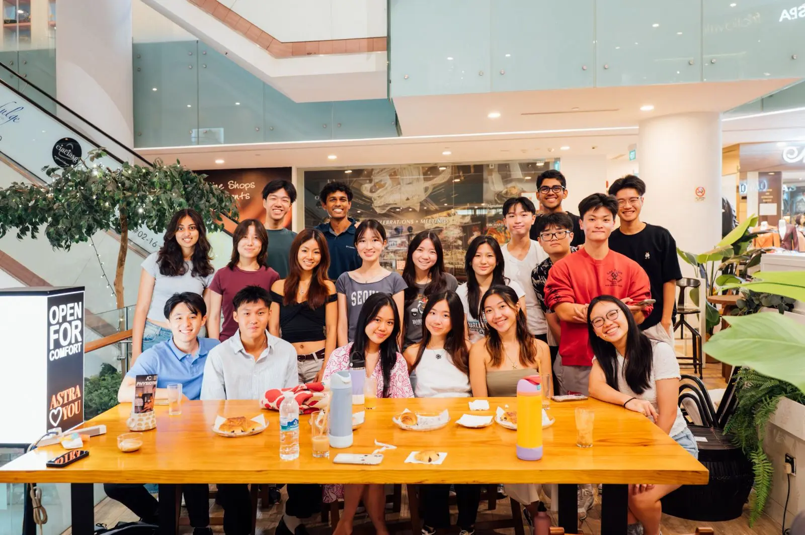 Our Students at PRAXIS&People, organised by PRAXIS Education Tuition Centre to foster a post-IB community dedicated to forming higher education pathways
